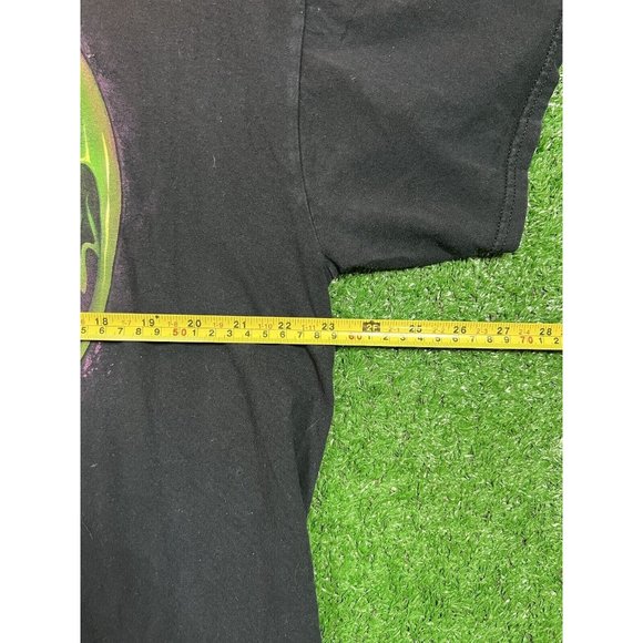 Vintage Dragon Shirt Mens Sz XL Black Luck Of The Irish Celtic Cross Goth Y2K - Picture 5 of 5